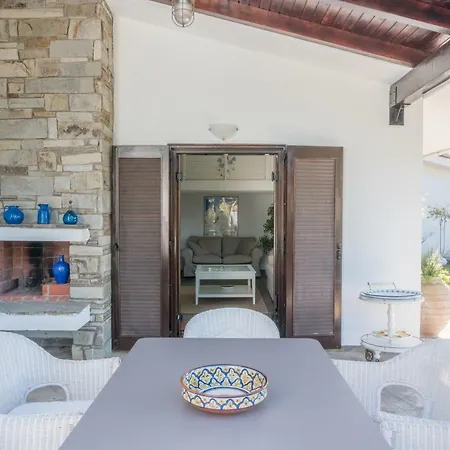 Aurora In Sani With Garden And Pool