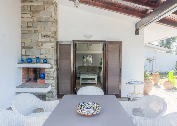 Aurora In Sani With Garden And Pool