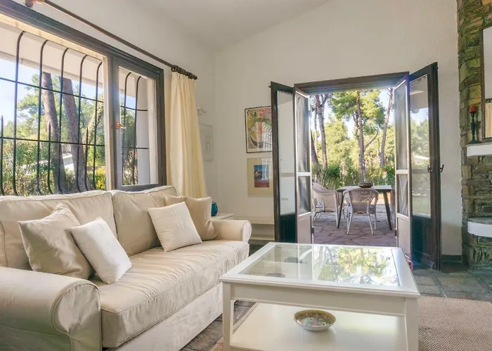 Villa Aurora In Sani With Garden And Pool *